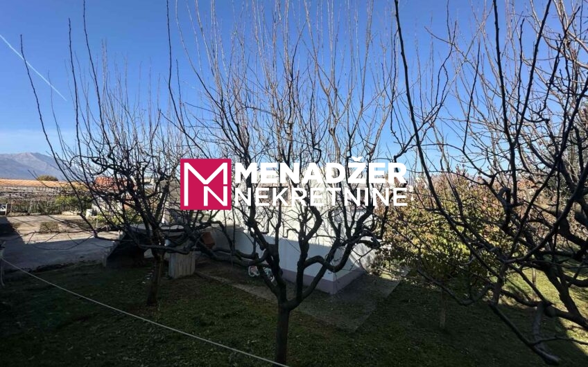 KUĆA 90 m², PLAC 2 587 m² – NOVO SELO