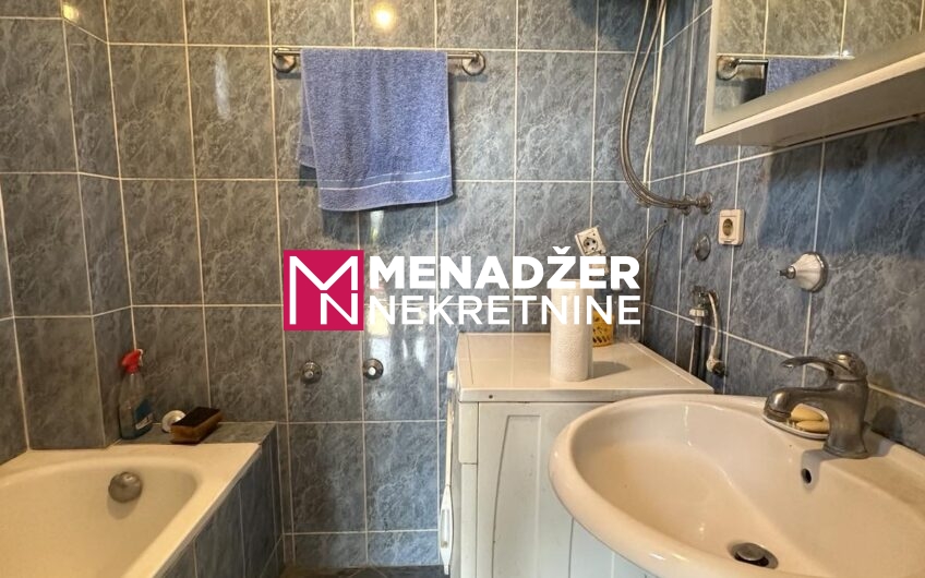 KUĆA 90 m², PLAC 2 587 m² – NOVO SELO