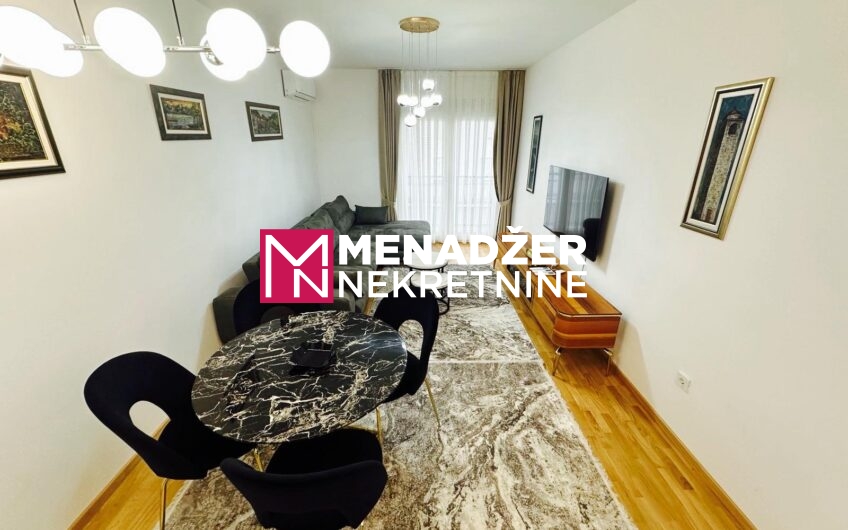 DVOSOBAN STAN 60 m² , GARAŽA – STARA VAROŠ