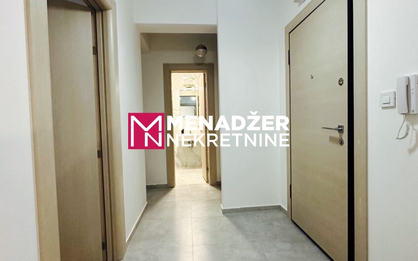 DVOSOBAN STAN 60 m² , GARAŽA – STARA VAROŠ