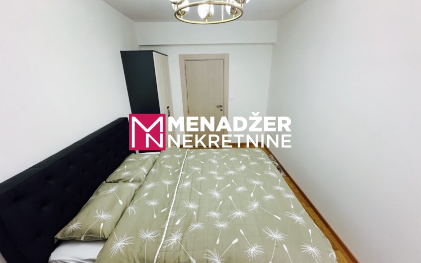 DVOSOBAN STAN 60 m² , GARAŽA – STARA VAROŠ