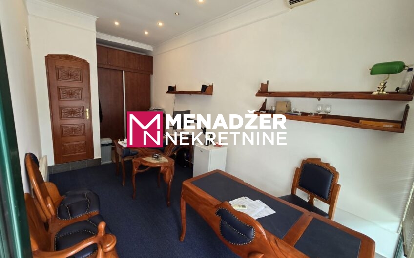 POSLOVNO – KANCELARIJSKI PROSTOR 25 m² – PREKO MORAČE