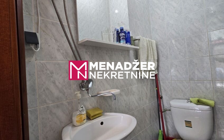 POSLOVNO – KANCELARIJSKI PROSTOR 25 m² – PREKO MORAČE