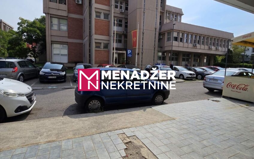 POSLOVNO – KANCELARIJSKI PROSTOR 25 m² – PREKO MORAČE