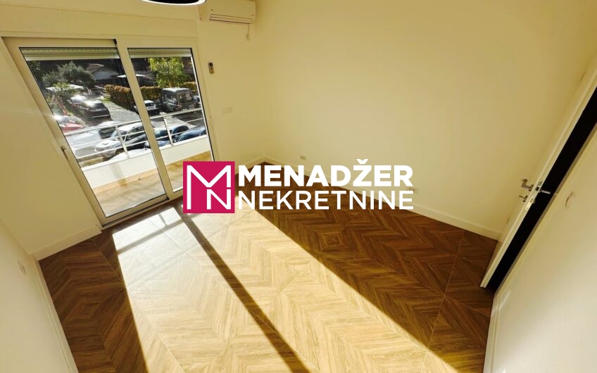 POSLOVNO – KANCELARIJSKI PROSTOR 64 m² – CENTAR