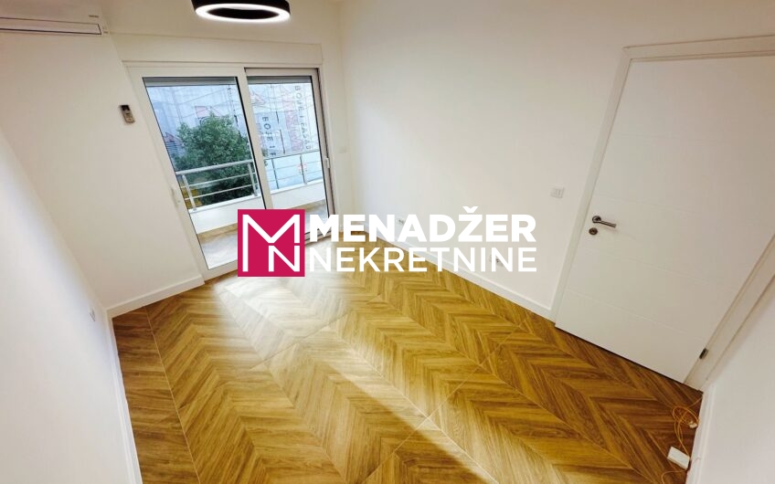 POSLOVNO – KANCELARIJSKI PROSTOR 64 m² – CENTAR