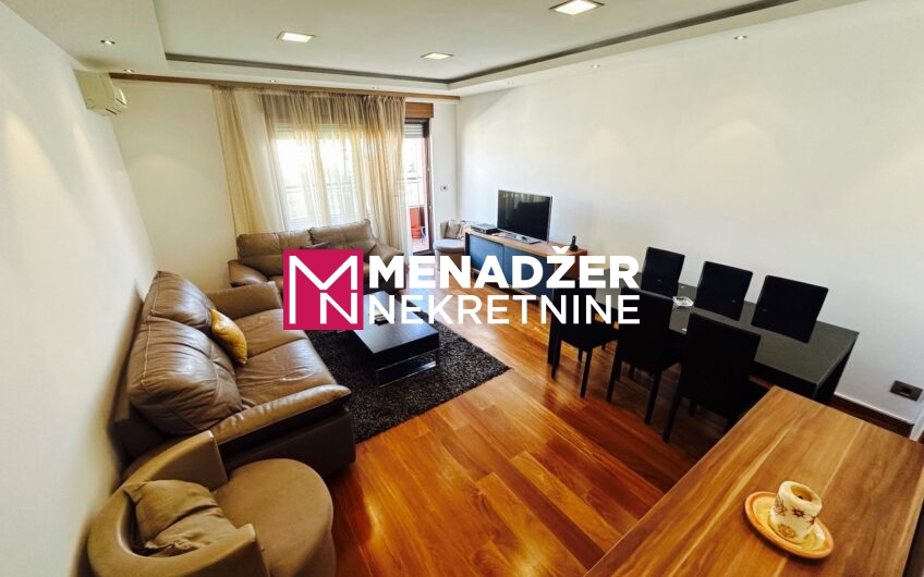 DVOSOBAN NAMJEŠTEN 88 m², GARAŽA – PREKO MORAČE