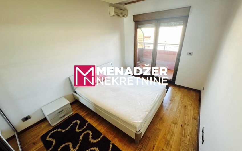 DVOSOBAN NAMJEŠTEN 88 m², GARAŽA – PREKO MORAČE