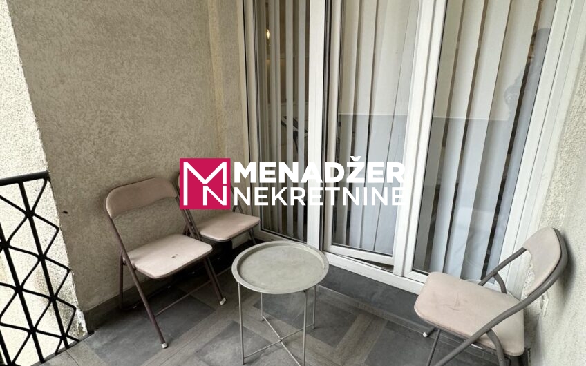 POSLOVNI PROSTOR 66 m² – CENTAR