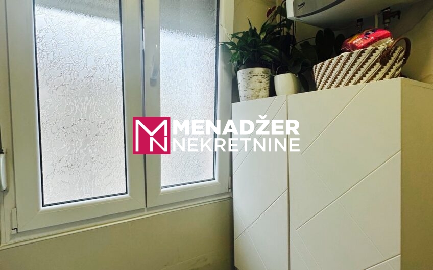 POSLOVNI PROSTOR 66 m² – CENTAR