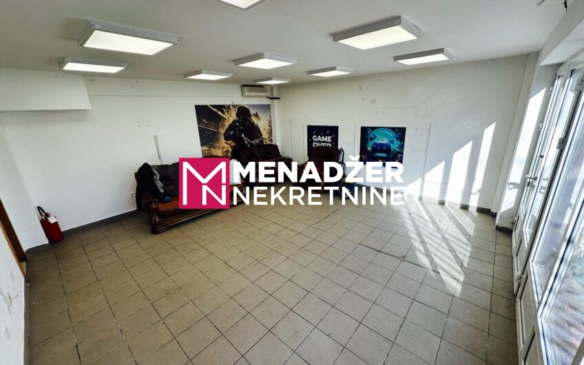 POSLOVNI PROSTOR 35 m² – PREKO MORAČE