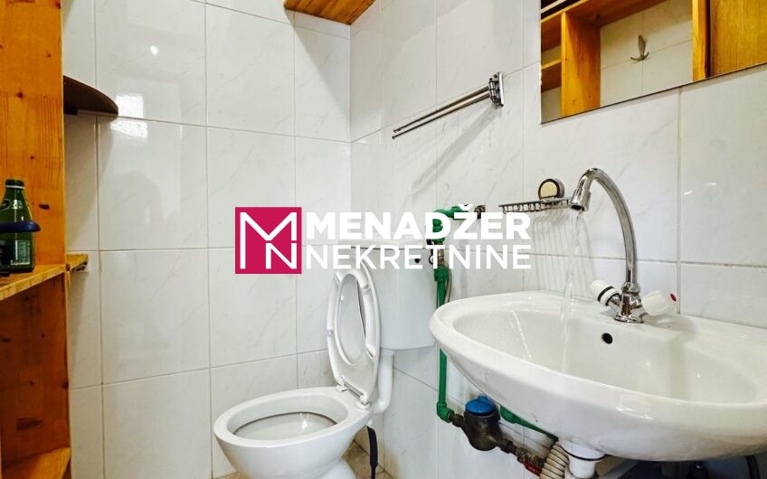 POSLOVNI PROSTOR 35 m² – PREKO MORAČE