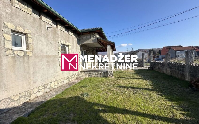 KUĆA 170 m2, PLAC 380 m2 – MURTOVINA