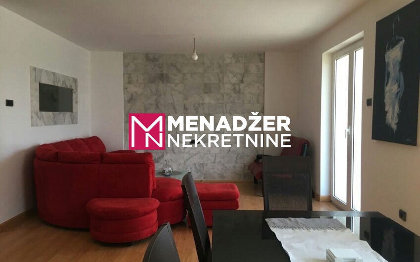 KUĆA 170 m2, PLAC 380 m2 – MURTOVINA