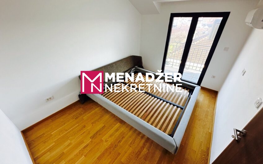 ČETVOROSOBAN STAN 150 m2 – TOLOŠI