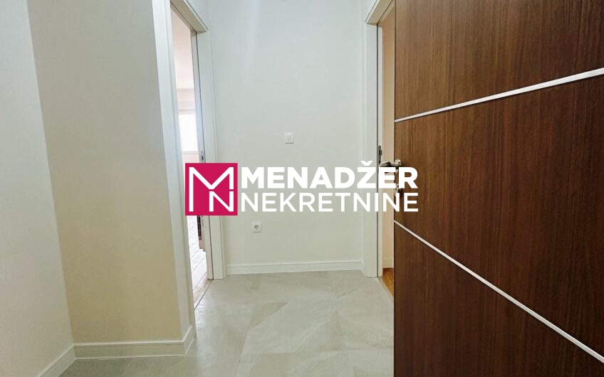 DVOSOBAN PRAZAN STAN 70 m2, GARAŽA ‘ CENTRAL POINT