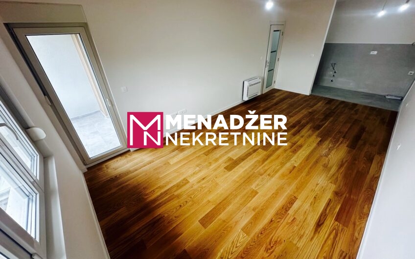DVOSOBAN PRAZAN STAN 70 m2, GARAŽA ‘ CENTRAL POINT