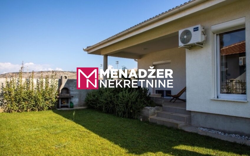 KUĆA NAMJEŠTENA 130 m2 – TOLOŠKA ŠUMA