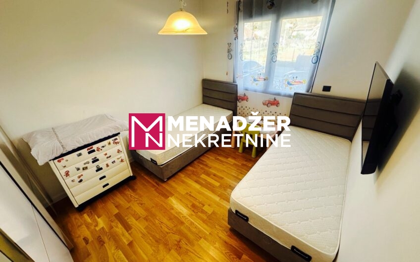 DVOSOBAN NAMJEŠTEN STAN 100 m2, PARKING – DALMATINSKA