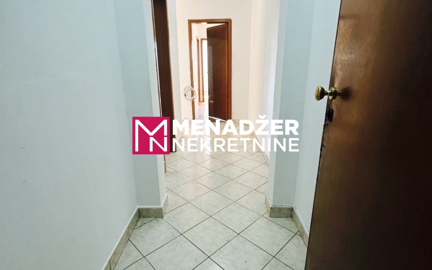 DVOSOBAN PRAZAN STAN 65 m2 – STARI AERODROM