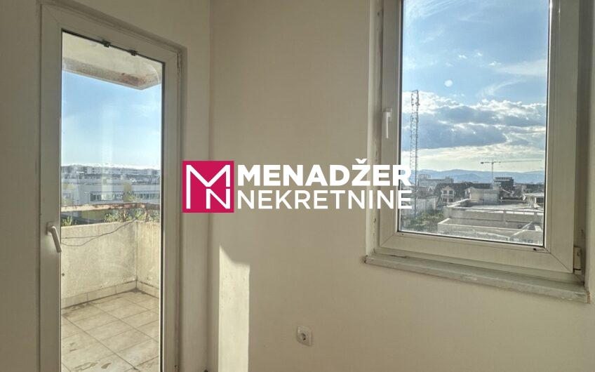 DVOSOBAN PRAZAN STAN 65 m2 – STARI AERODROM