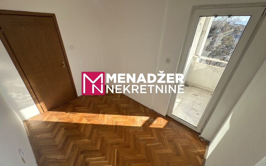 DVOSOBAN PRAZAN STAN 65 m2 – STARI AERODROM