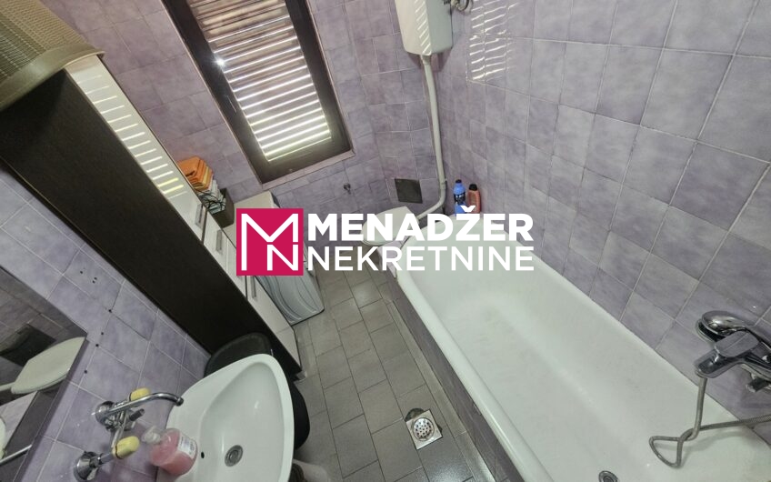 KUĆA 250 m2 , PLAC 480 m2 – STARI AERODROM