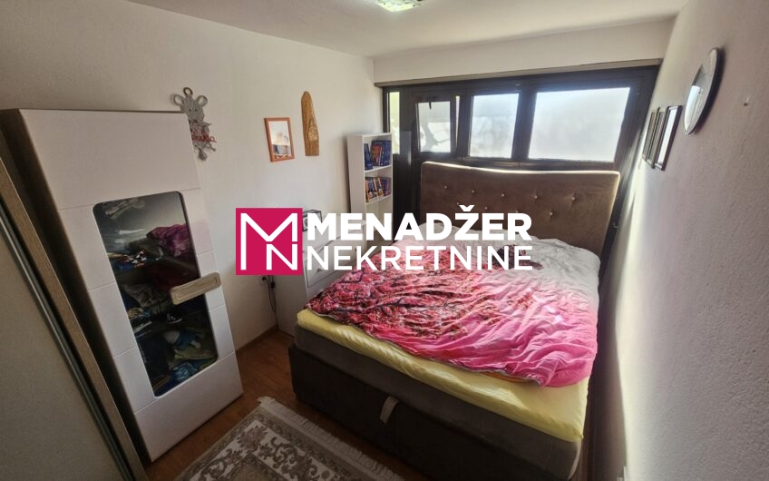 KUĆA 250 m2 , PLAC 480 m2 – STARI AERODROM