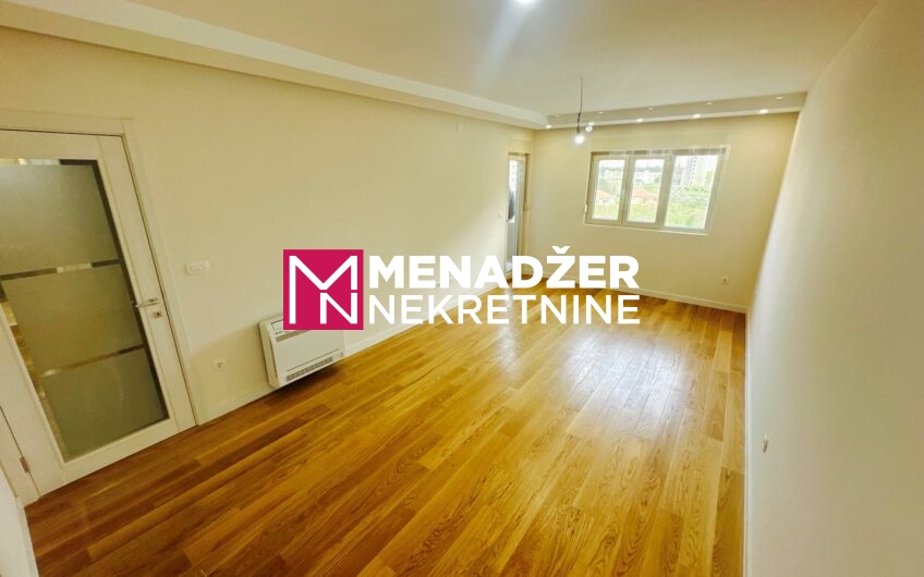 DVOSOBAN STAN 72 m2, GARAŽA – CENTRAL POINT