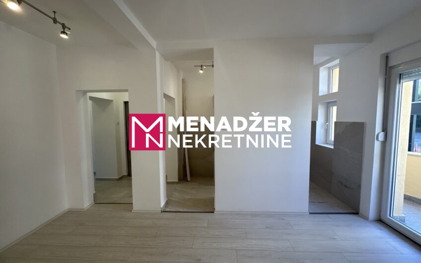 POSLOVNO – KANCELARIJSKI PROSTOR 61 m2 – CENTAR