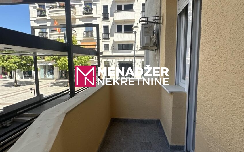 POSLOVNO – KANCELARIJSKI PROSTOR 61 m2 – CENTAR