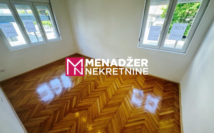 POSLOVNO – KANCELARIJSKI PROSTOR 61 m2 – CENTAR