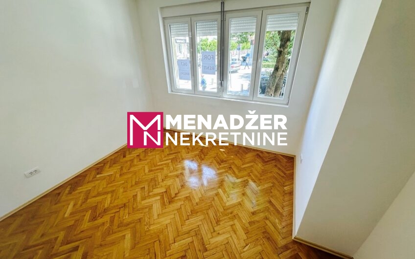 POSLOVNO – KANCELARIJSKI PROSTOR 61 m2 – CENTAR