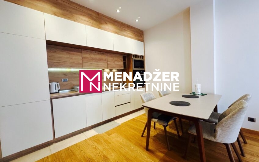 DVOSOBAN LUX NAMJEŠTEN STAN 75 m2, GARAŽA – PREKO MORAČE