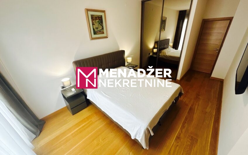DVOSOBAN LUX NAMJEŠTEN STAN 75 m2, GARAŽA – PREKO MORAČE