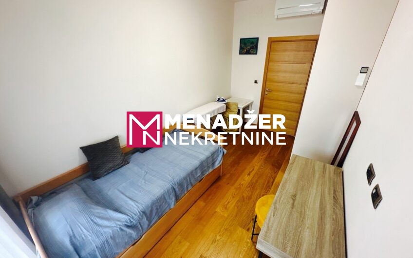 DVOSOBAN LUX NAMJEŠTEN STAN 75 m2, GARAŽA – PREKO MORAČE