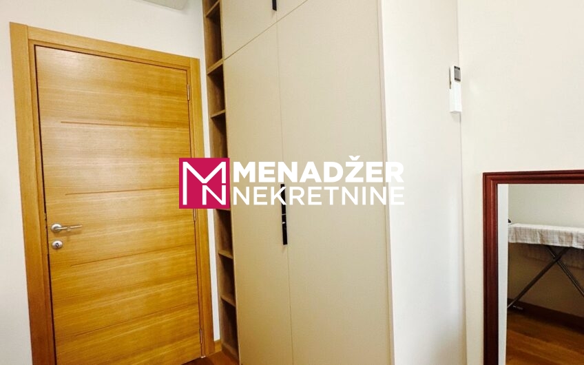 DVOSOBAN LUX NAMJEŠTEN STAN 75 m2, GARAŽA – PREKO MORAČE