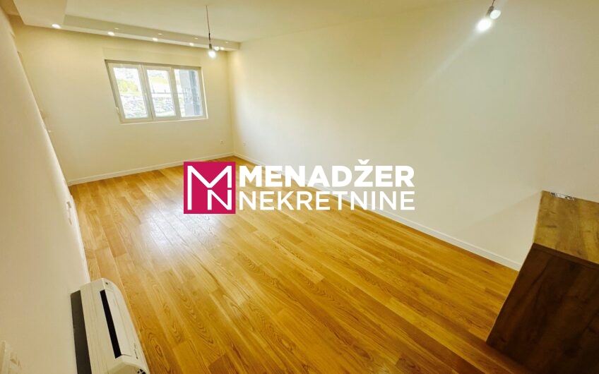 DVOSOBAN POLUNAMJEŠTEN STAN 72 m2, GARAŽA – CENTRAL POINT