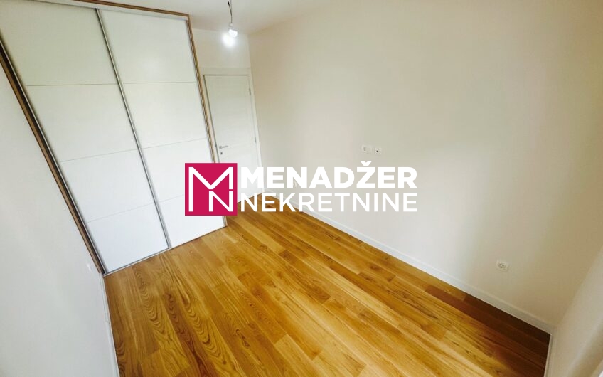 DVOSOBAN POLUNAMJEŠTEN STAN 72 m2, GARAŽA – CENTRAL POINT