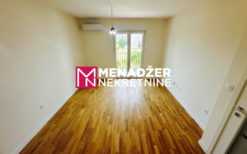 JEDNOSOBAN PRAZAN STAN 42 m2 – POBREŽJE