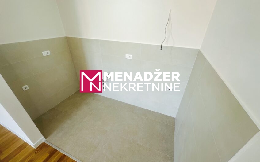 JEDNOSOBAN PRAZAN STAN 42 m2 – POBREŽJE