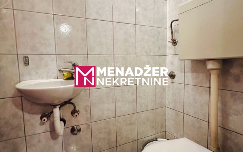 TROSOBAN NAMJEŠTEN STAN 90 m2 – CENTAR