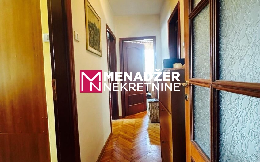 TROSOBAN NAMJEŠTEN STAN 90 m2 – CENTAR