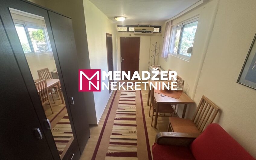 GARSONjERA 30 m2 – PREKO MORAČE