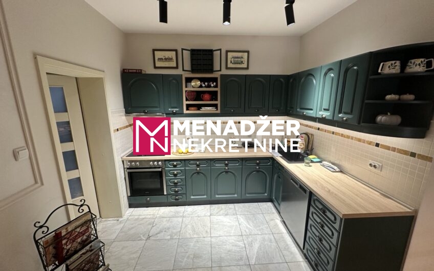 KUĆA NAMJEŠTENA 250 m2, PLAC 500 m2 – PREKO MORAČE