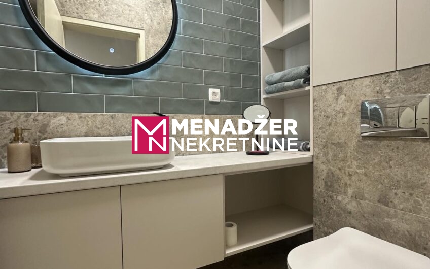 KUĆA NAMJEŠTENA 250 m2, PLAC 500 m2 – PREKO MORAČE