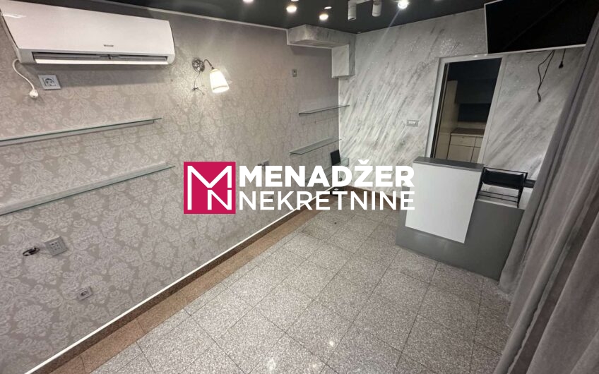 POSLOVNI PROSTOR 37 m2 – CENTAR