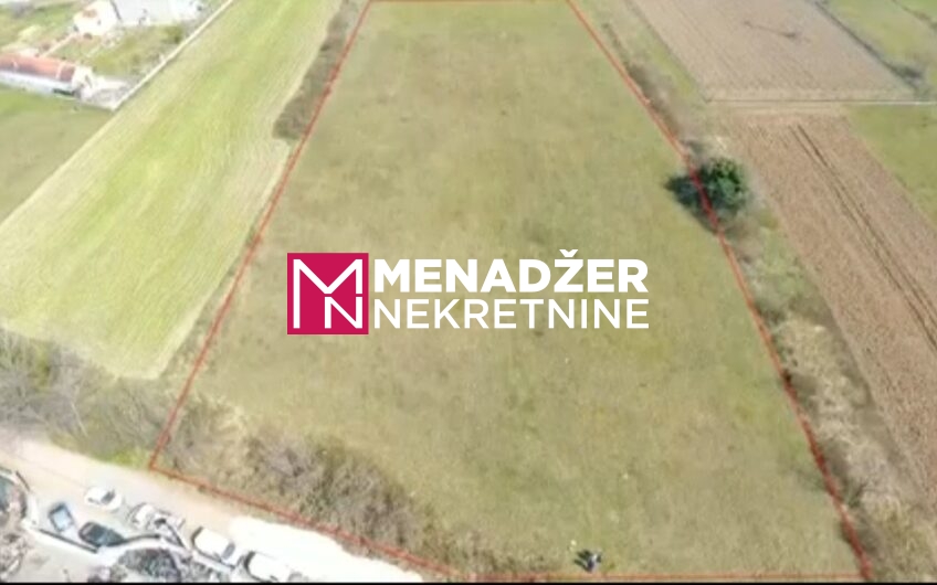 PLAC 10 500 m2 – ZETA