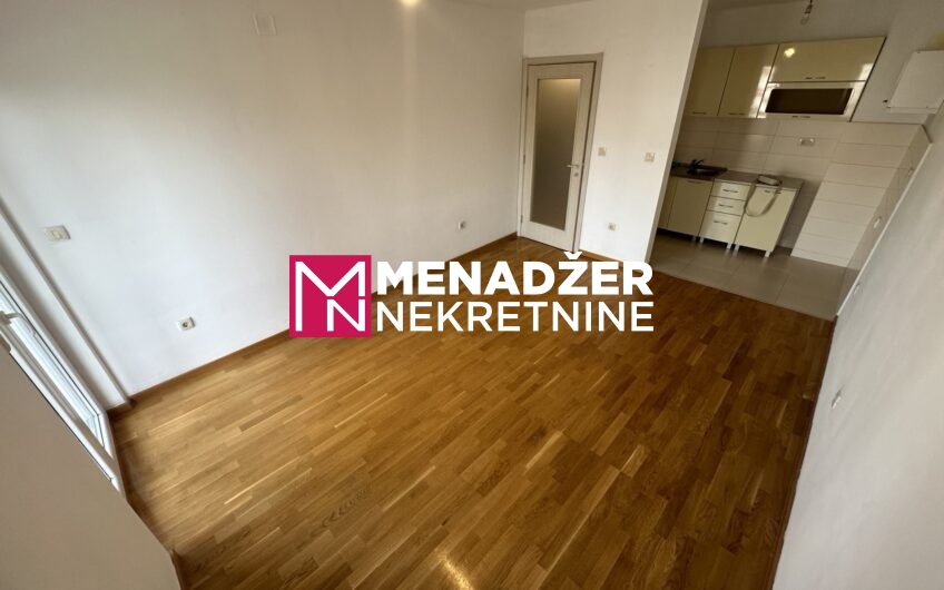 JEDNOSOBAN PRAZAN STAN 43 m2 – STARI AERODROM