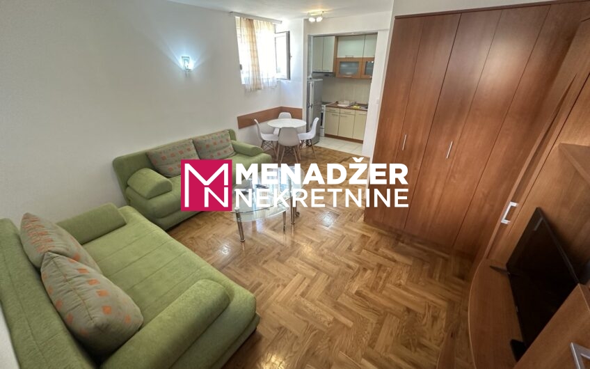GARSONjERA NAMJEŠTENA 28 m2 – ZAGORIČ